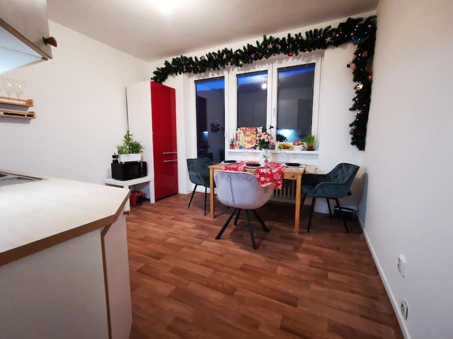 Cely Apartman Podlesi 54M2 S Dvema Balkony A S Novou Manzelskou Posteli, Zatim Neni Na Fotkach Daire Brno Dış mekan fotoğraf